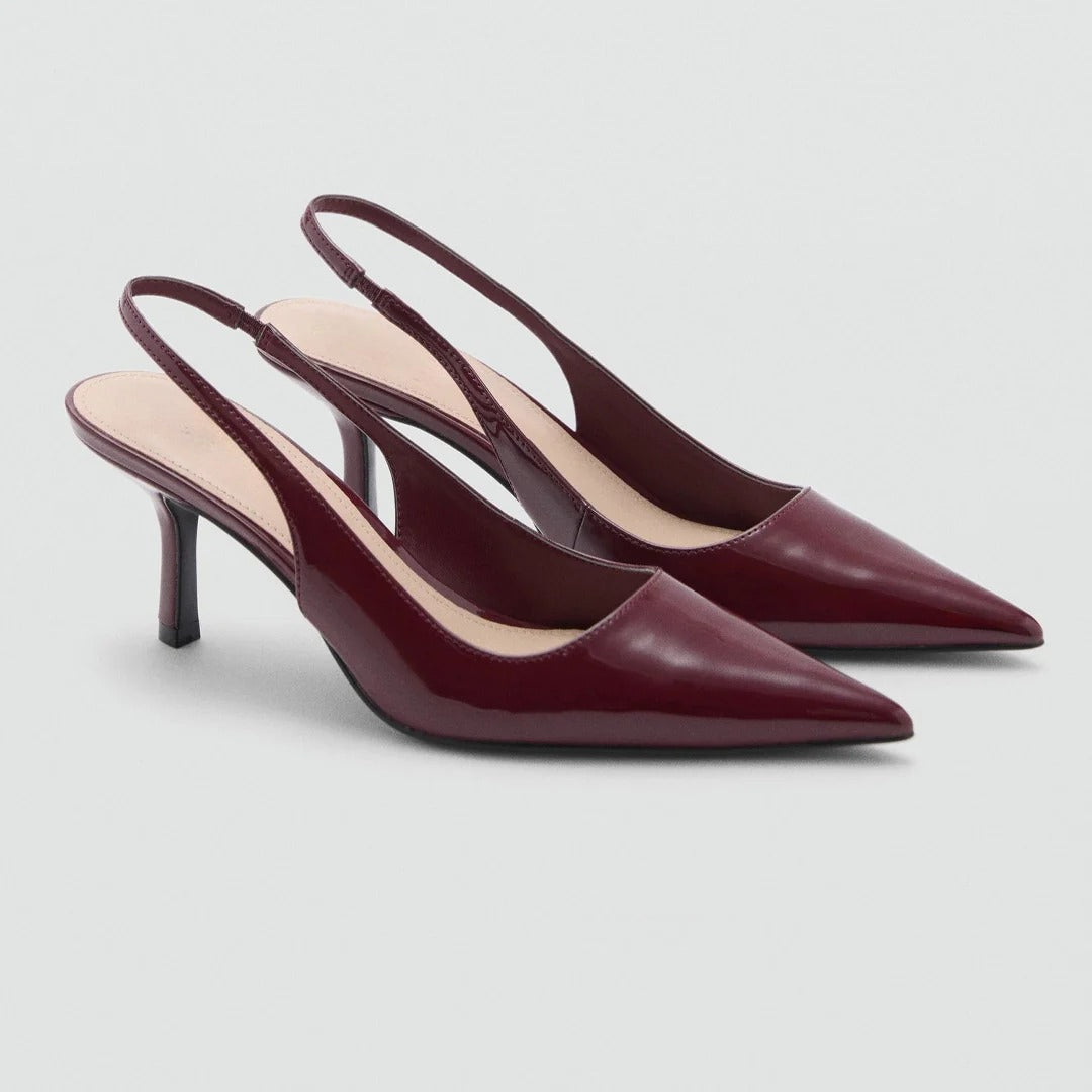 Pointed shoes with Mehroon patent leather effect